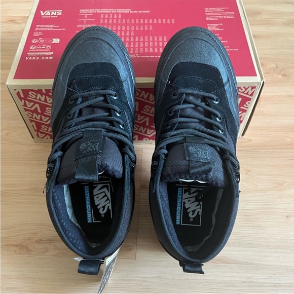 VANS Mte Half Cab Gore-tex Shoes
Black Women 8.5 US Mens 7.0US - Picture 9 of 14